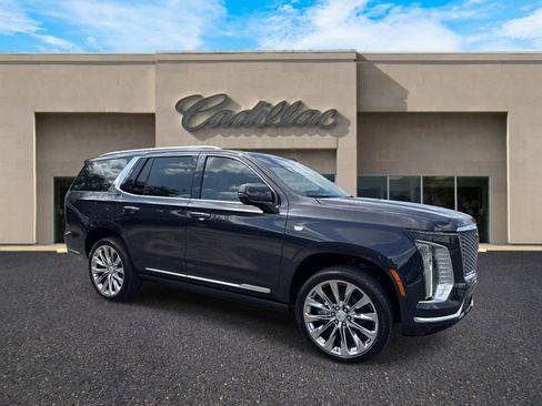 New 2026 Cadillac Escalade Platinum Luxury w/ LPO, Radiant Package AWD/4WD image 1