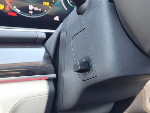 Used 2020 Mercedes-Benz GLE 350 image 24