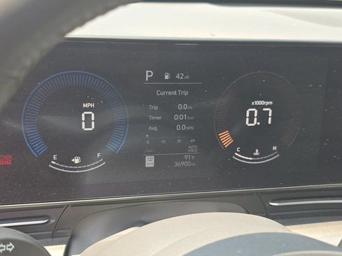 Used 2024 Hyundai Kona SEL FWD image 26