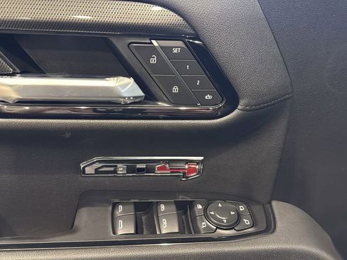 New 2026 GMC Sierra 1500 AT4 w/ AT4 Preferred Package image 23