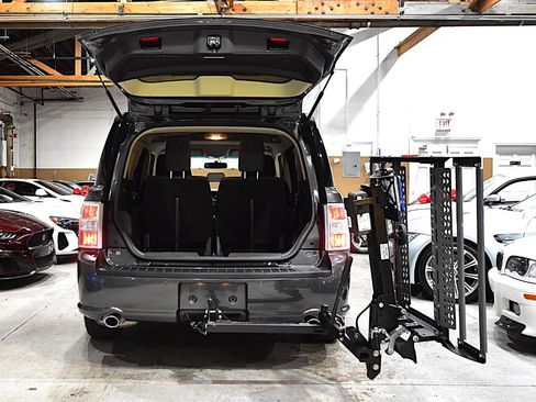 Used 2019 Ford Flex SEL w/ Class III Trailer Tow Package FWD image 39