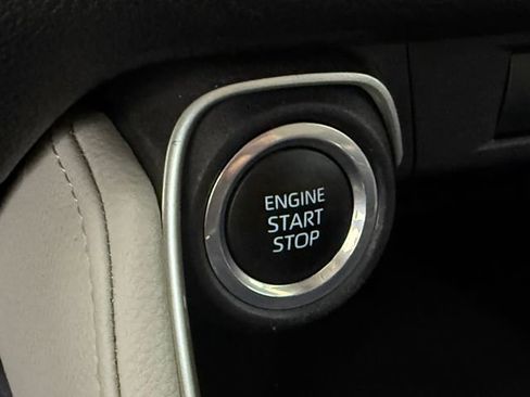 Used 2024 Toyota Grand Highlander FWD image 15