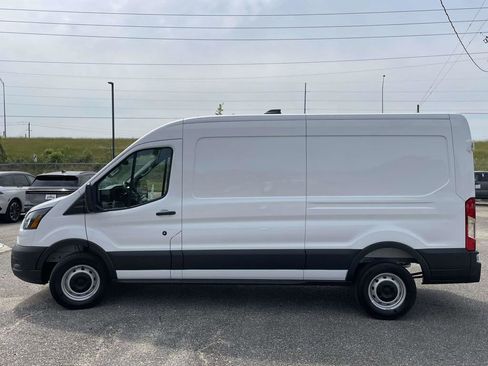 New 2026 Ford Transit 250 148 Medium Roof RWD image 6