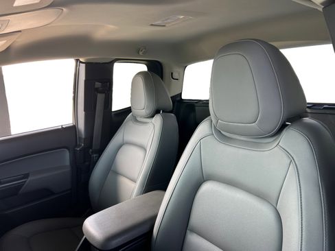 Used 2020 Chevrolet Colorado 2WD Extended Cab image 10