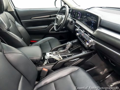 Used 2023 Kia Telluride S w/ S Sunroof Package FWD image 27