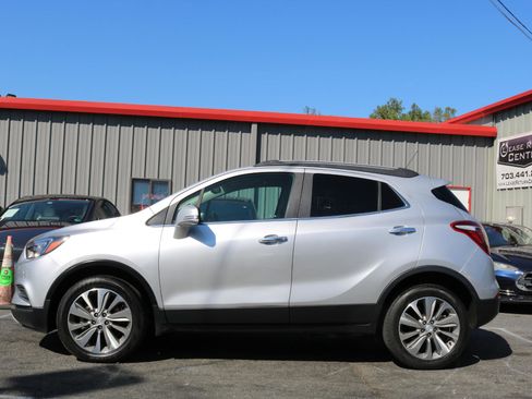 Used 2019 Buick Encore Preferred AWD/4WD image 4