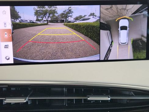 New 2026 Genesis GV70 2.5T Advanced AWD/4WD image 14