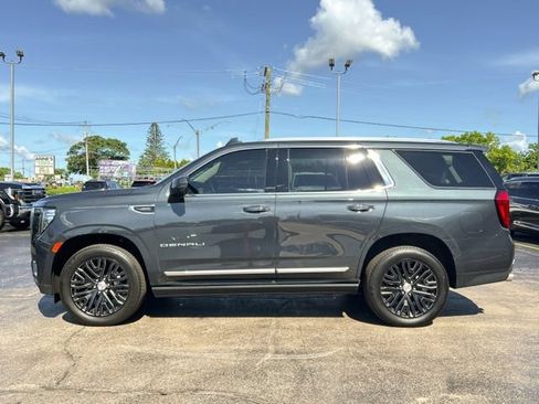 Used 2021 GMC Yukon Denali w/ Denali Premium Package AWD/4WD image 6