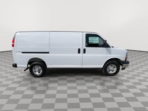 New 2026 Chevrolet Express 2500 w/ Driver Convenience Package RWD image 9