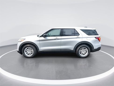 New 2026 Ford Explorer Active image 5