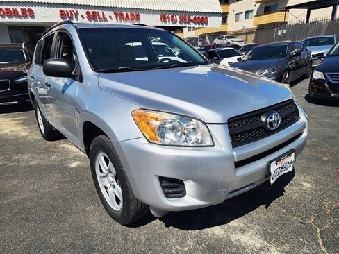 Used 2011 Toyota RAV4 2WD w/ Base L4 Extra Value Pkg image 3