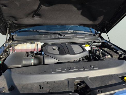 Used 2025 RAM 1500 Big Horn image 13