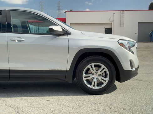 Used 2018 GMC Terrain SLE image 9