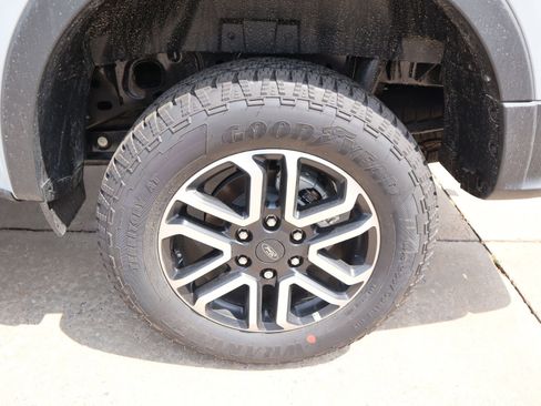 New 2026 Ford Ranger Lariat w/ FX4 Off-Road Package AWD/4WD image 19