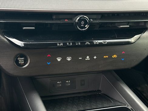 Used 2025 Nissan Murano SV AWD/4WD image 19