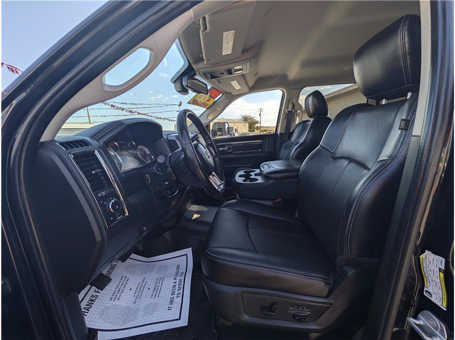 Used 2018 RAM 2500 Laramie w/ Sport Appearance Group AWD/4WD image 9