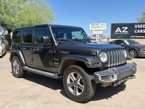 Used 2020 Jeep Wrangler Unlimited Sahara AWD/4WD image 7