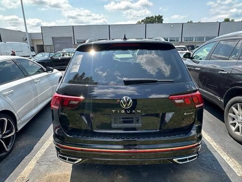 Used 2023 Volkswagen Tiguan SEL R-Line AWD/4WD image 5