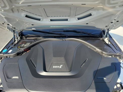 Used 2023 BMW i4 eDrive35 w/ Premium Package RWD image 35