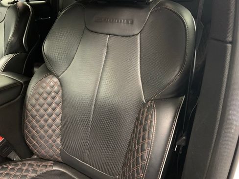 Certified 2023 Jeep Grand Cherokee Summit AWD/4WD image 12