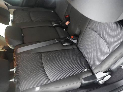Used 2016 Dodge Journey SXT w/ Comfort/Convenience Group FWD image 8