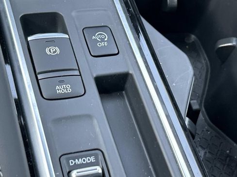 New 2026 Nissan Pathfinder SL FWD image 30