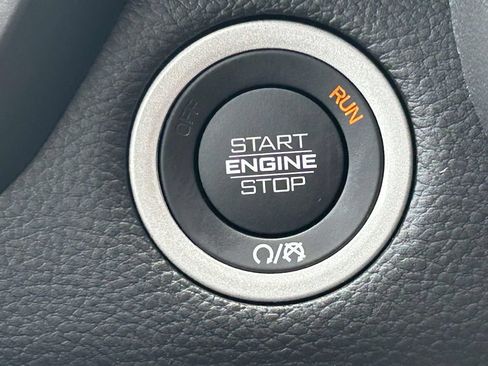 Used 2025 RAM 1500 Big Horn RWD image 28