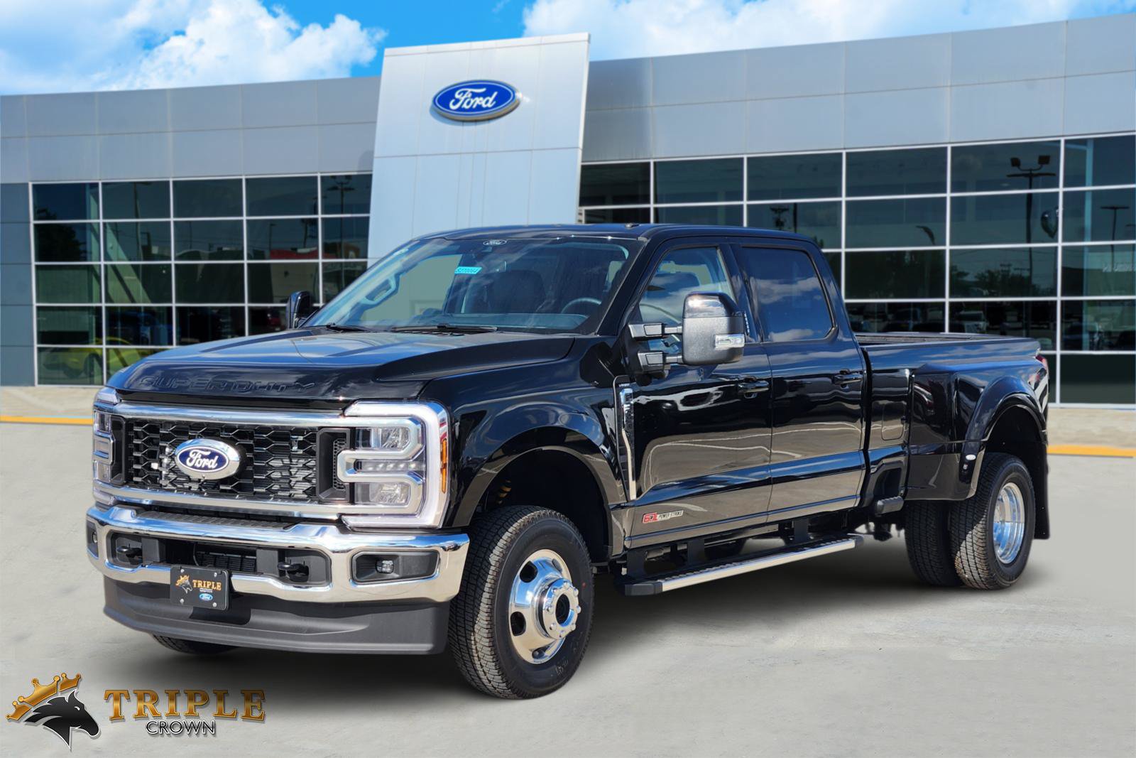 New 2027 Ford F350 Lariat AWD/4WD image 2