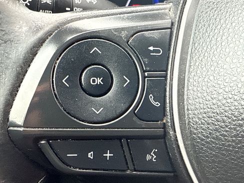 Certified 2022 Toyota Corolla Cross XLE AWD/4WD image 27