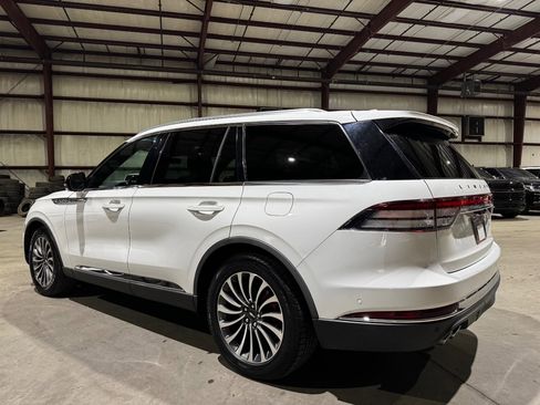 Used 2020 Lincoln Aviator Reserve w/ Equipment Group 201A image 7