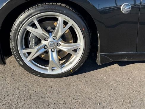 Used 2012 Nissan 370Z Touring w/ Sport Pkg RWD image 23
