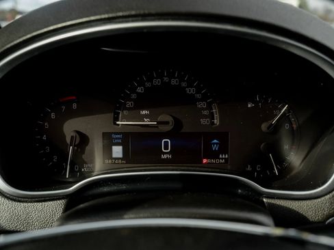 Used 2015 Cadillac SRX Luxury image 23