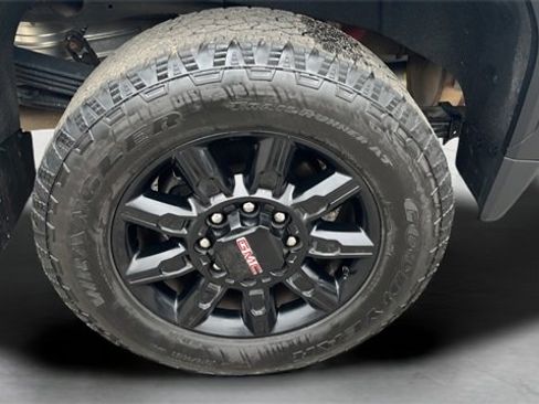 Used 2024 GMC Sierra 2500 AT4 w/ AT4 Preferred Package image 36