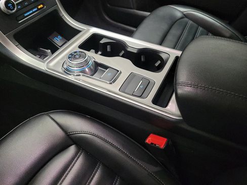 Used 2023 Ford Edge SEL image 26