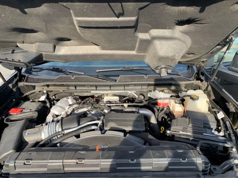 Used 2024 Chevrolet Silverado 3500 High Country w/ Midnight Edition image 9