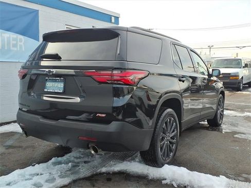 Used 2023 Chevrolet Traverse RS w/ LPO, Floor Liner Package image 6