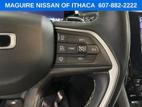 Used 2021 Jeep Grand Cherokee L Limited AWD/4WD image 27