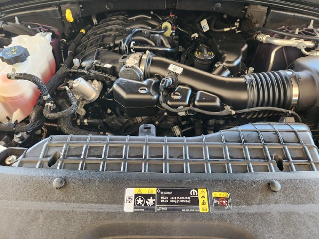 Used 2025 Jeep Grand Cherokee L Limited w/ Luxury Tech Group II AWD/4WD image 34