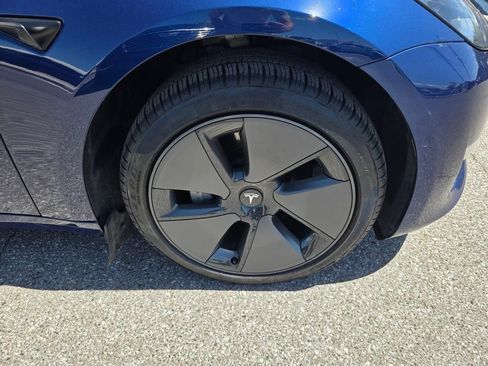 Used 2021 Tesla Model 3 Long Range AWD/4WD image 18