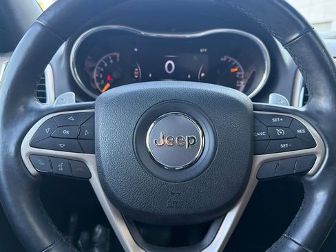 Used 2014 Jeep Grand Cherokee Limited w/ Trailer Tow Group IV AWD/4WD image 22