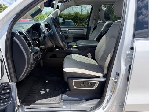 Used 2024 RAM 1500 Limited AWD/4WD image 12