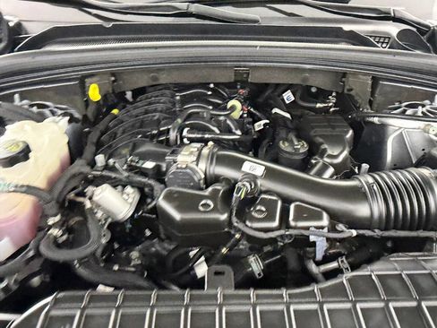 Used 2024 Jeep Grand Cherokee Laredo X RWD image 34