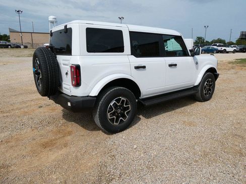 New 2026 Ford Bronco Outer Banks AWD/4WD image 5