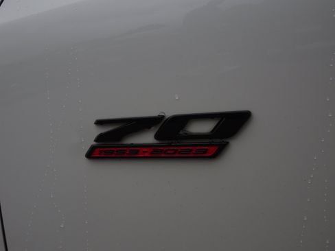 Used 2023 Chevrolet Corvette Stingray Premium Conv RWD image 7