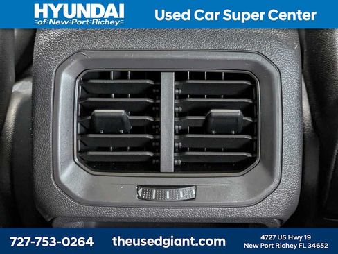 Used 2021 Volkswagen Tiguan SE w/ Panoramic Sunroof Package FWD image 17