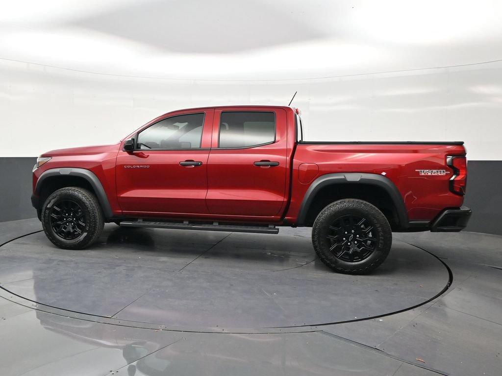 Used 2024 Chevrolet Colorado Trail Boss w/ Advanced Trailering Package AWD/4WD image 2