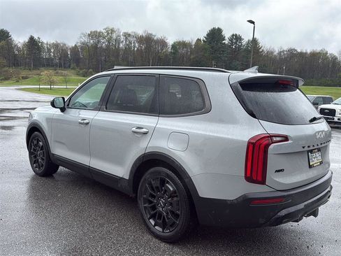 Used 2022 Kia Telluride EX w/ EX Premium Package AWD/4WD image 8