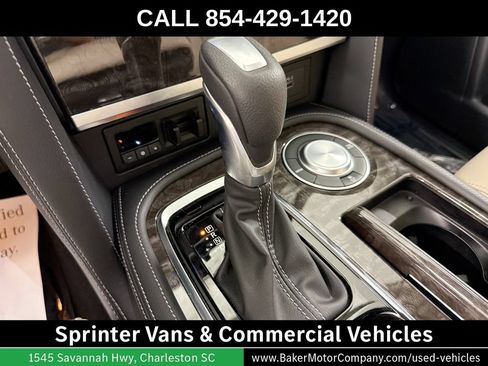 Used 2024 Nissan Armada Platinum w/ Captain's Chairs Package RWD image 18
