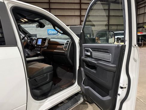 Used 2021 RAM 2500 Big Horn w/ Level 1 Equipment Group AWD/4WD image 24