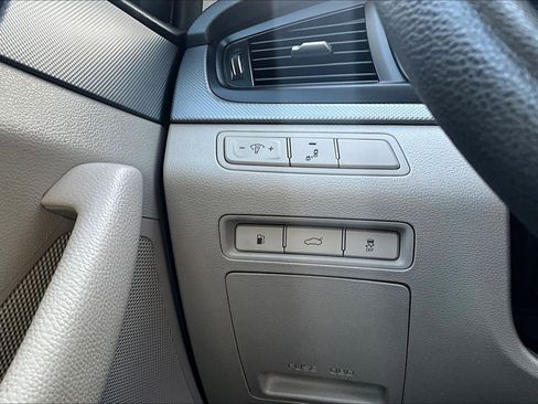 Used 2018 Hyundai Sonata ECO image 34